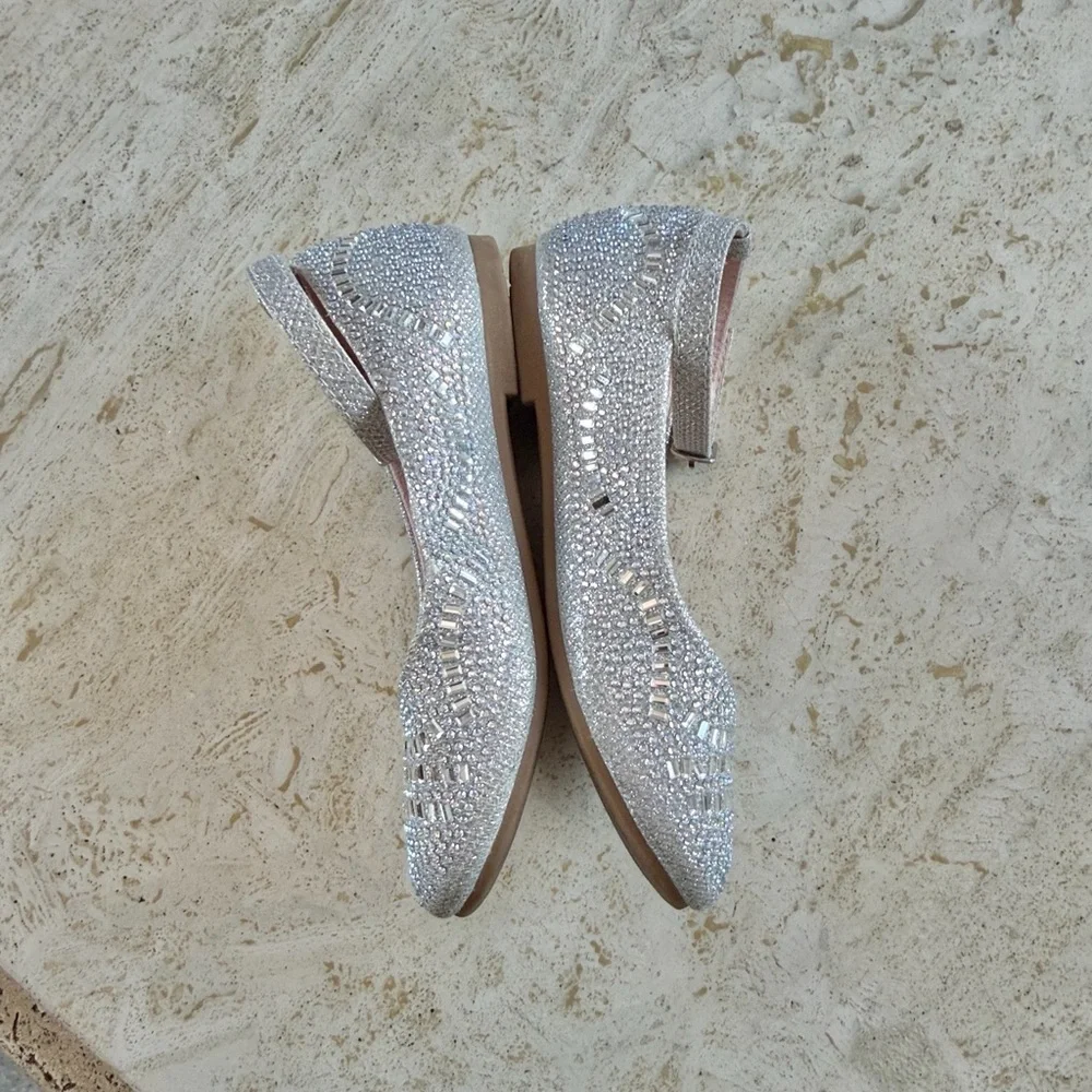 Olive & Edie adorable shoes